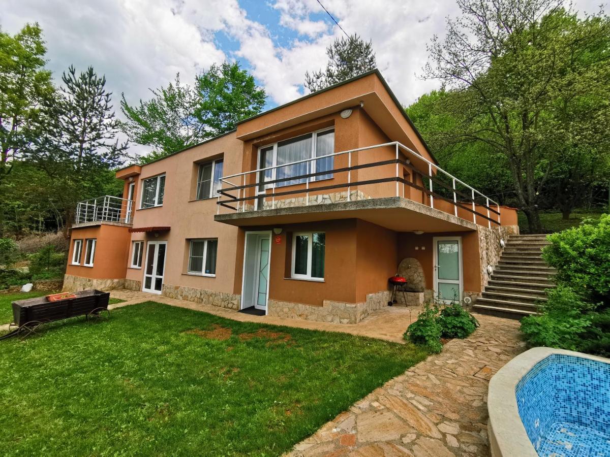 Villa Aqua Pravets Exterior photo